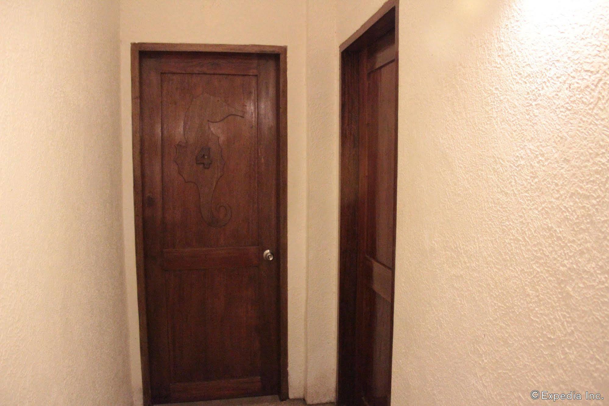 קורון Sea Horse Guest House מראה חיצוני תמונה