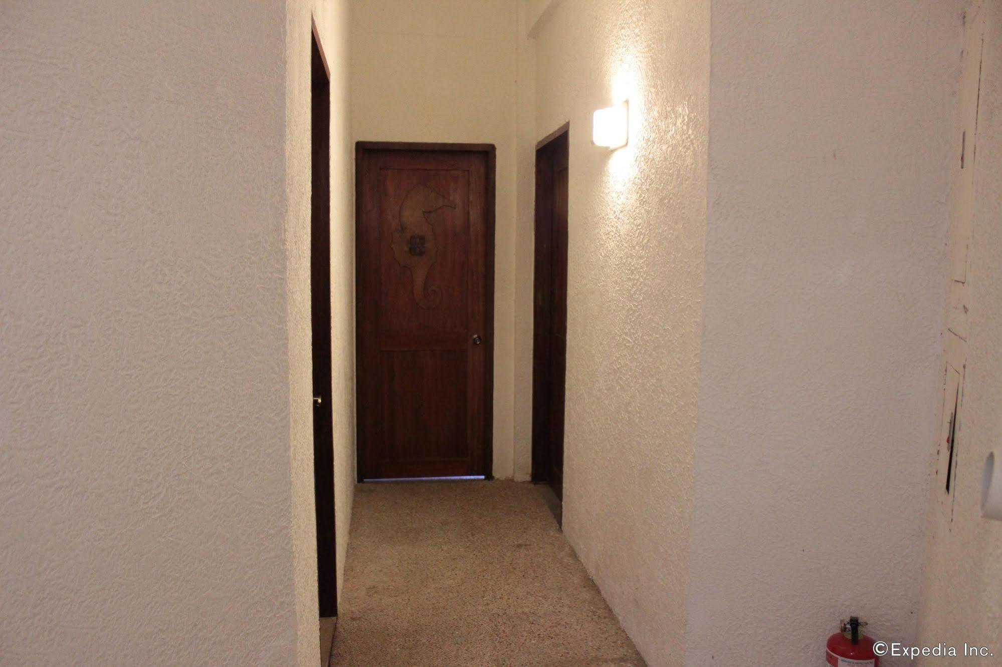 קורון Sea Horse Guest House מראה חיצוני תמונה